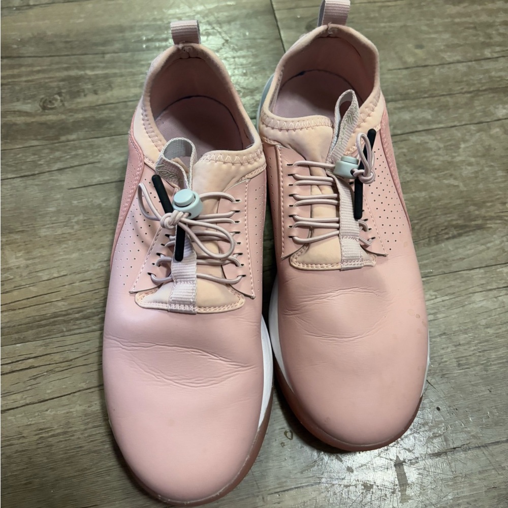 Light pink clove shoes size 8.5